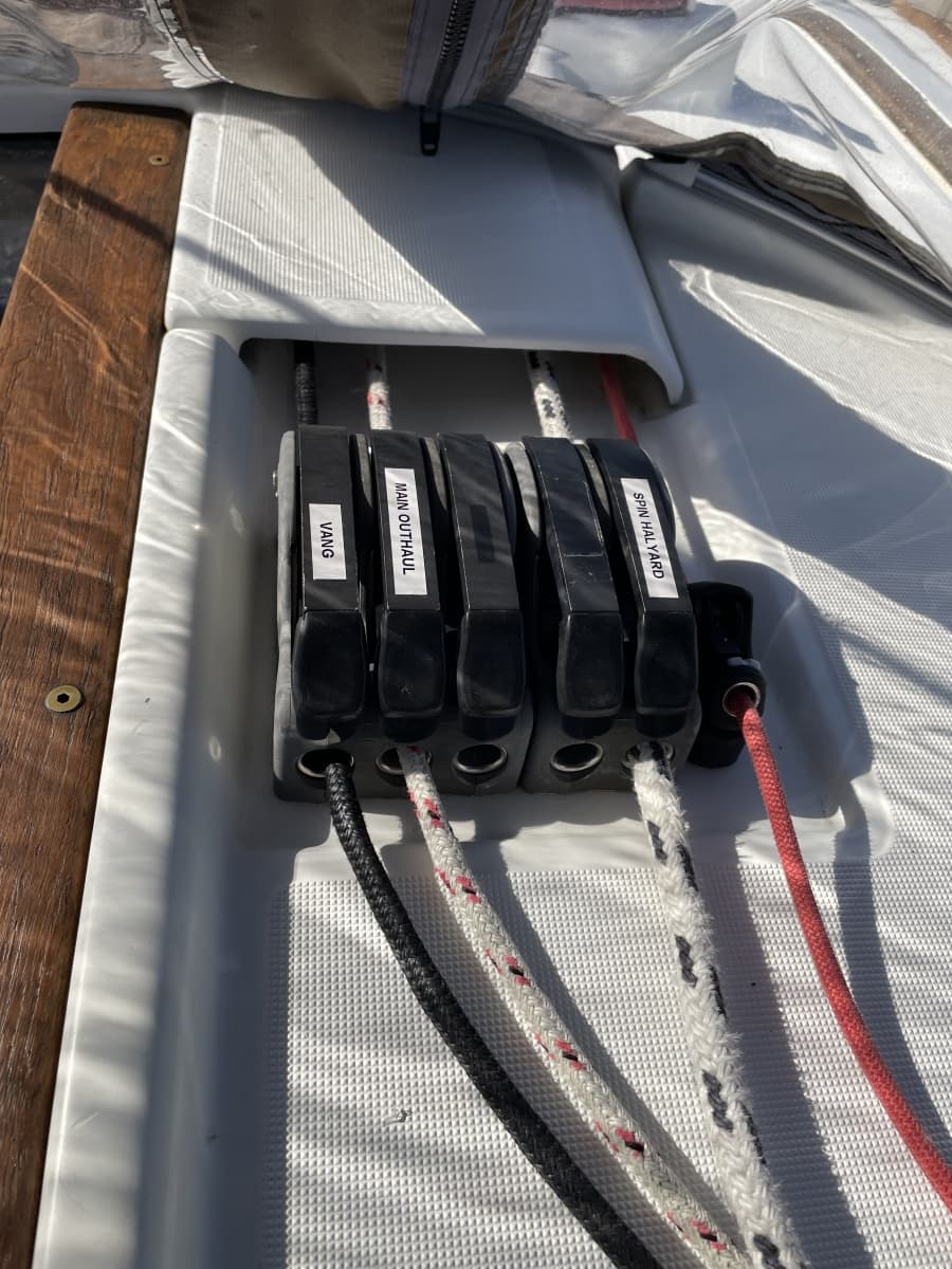 2011 Jeanneau Sun Odyssey 409 - Photo 41