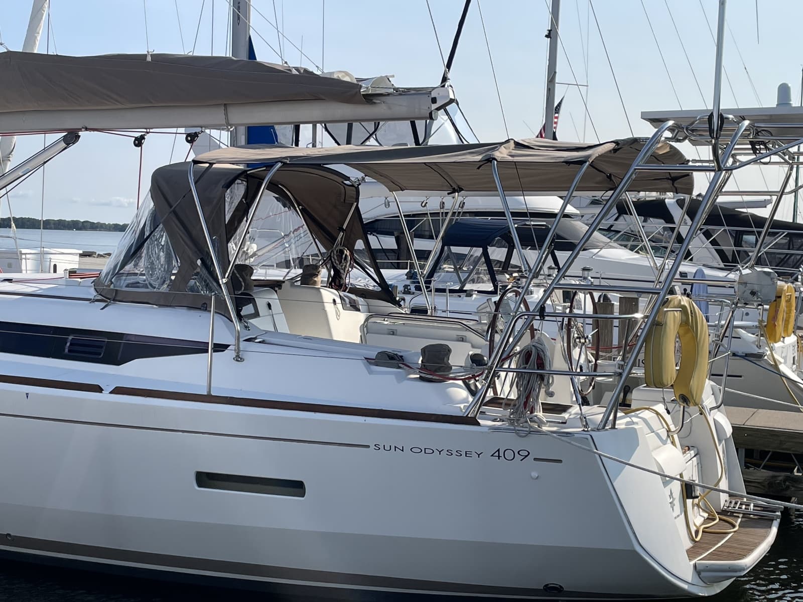 2011 Jeanneau Sun Odyssey 409 - Photo 11