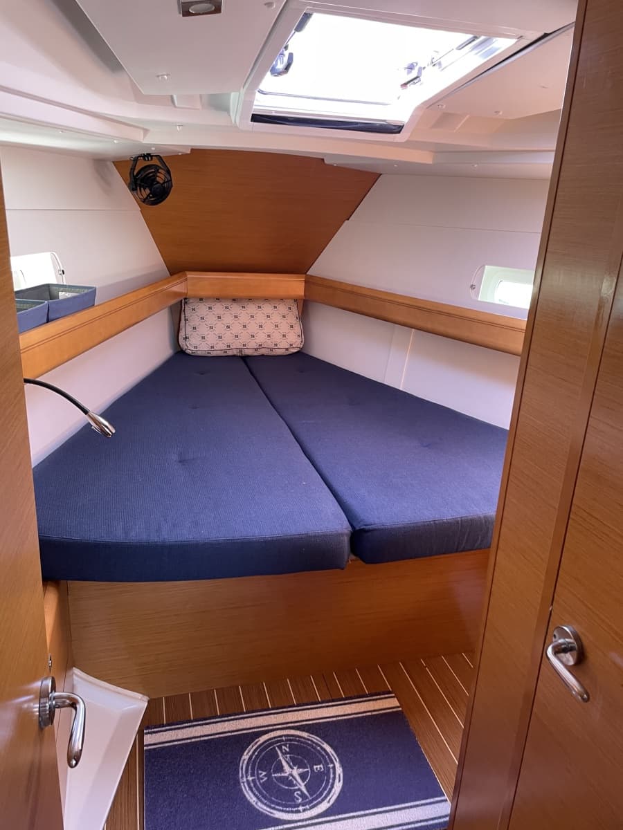 2011 Jeanneau Sun Odyssey 409 - Photo 12