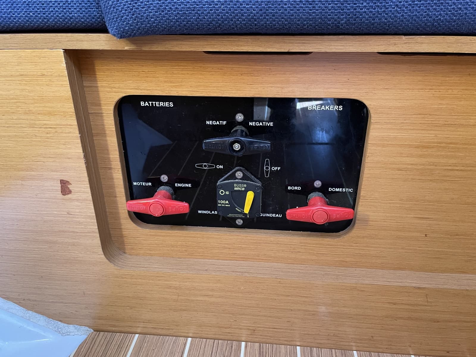 2011 Jeanneau Sun Odyssey 409 - Photo 31