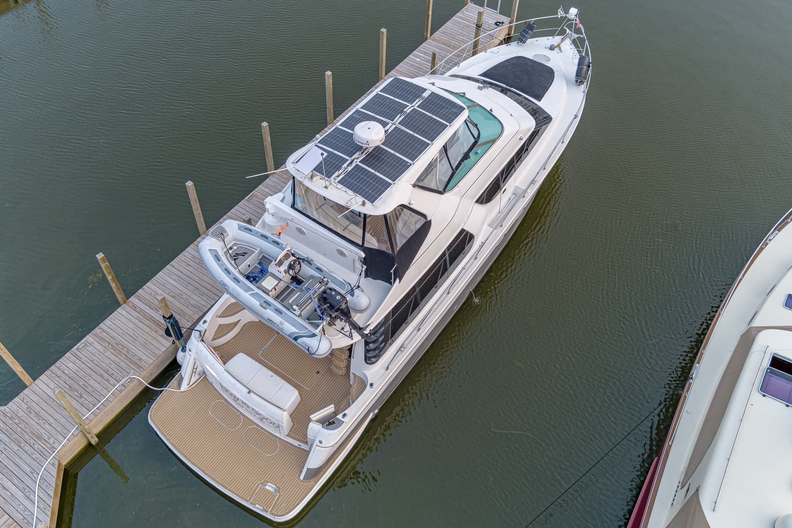 2002 Carver 530 Voyager Sky Lounge - Photo 40