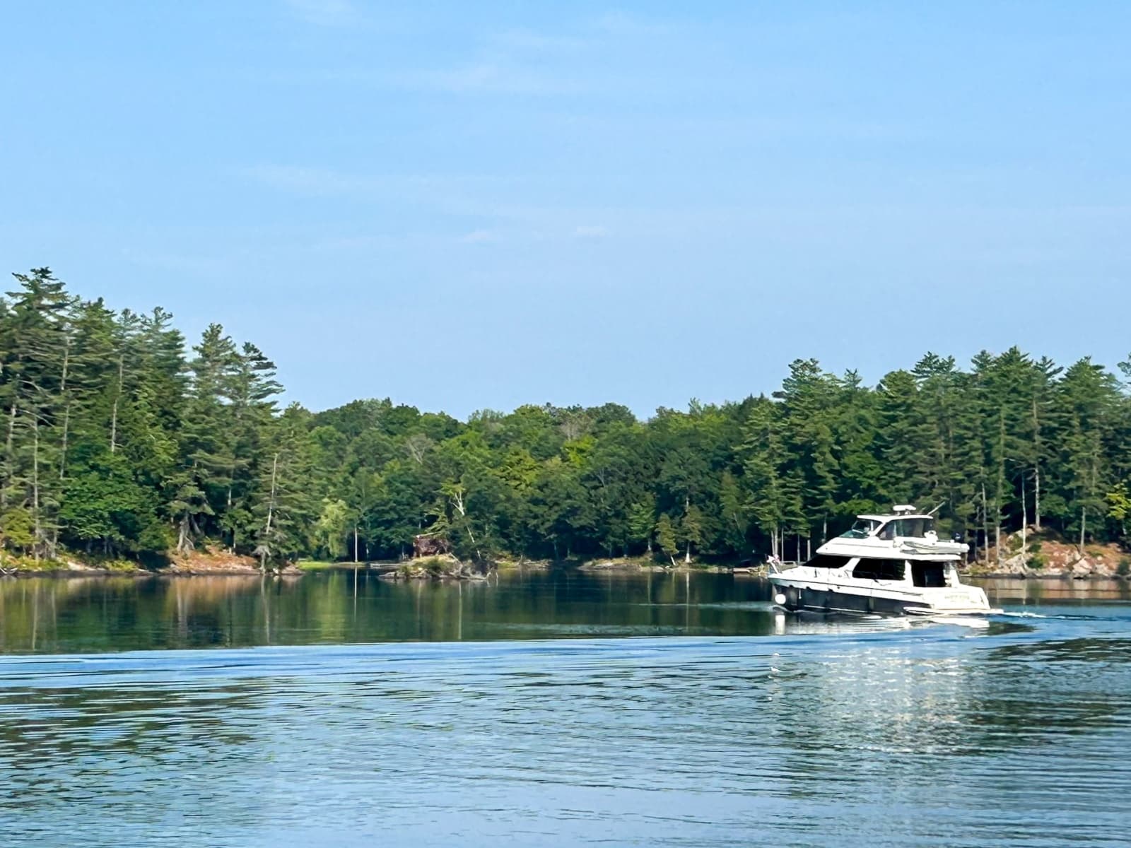 2002 Carver 530 Voyager Sky Lounge - Photo 2