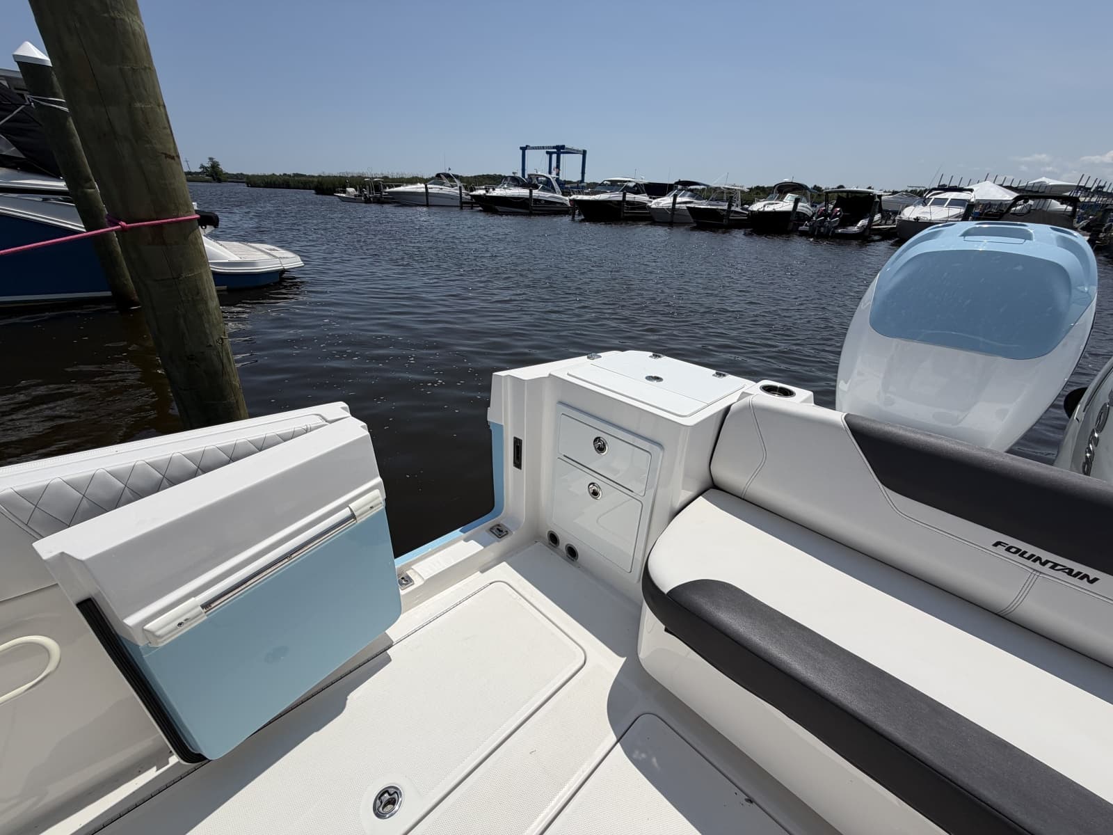 2023 Fountain 32 NX - Photo 11