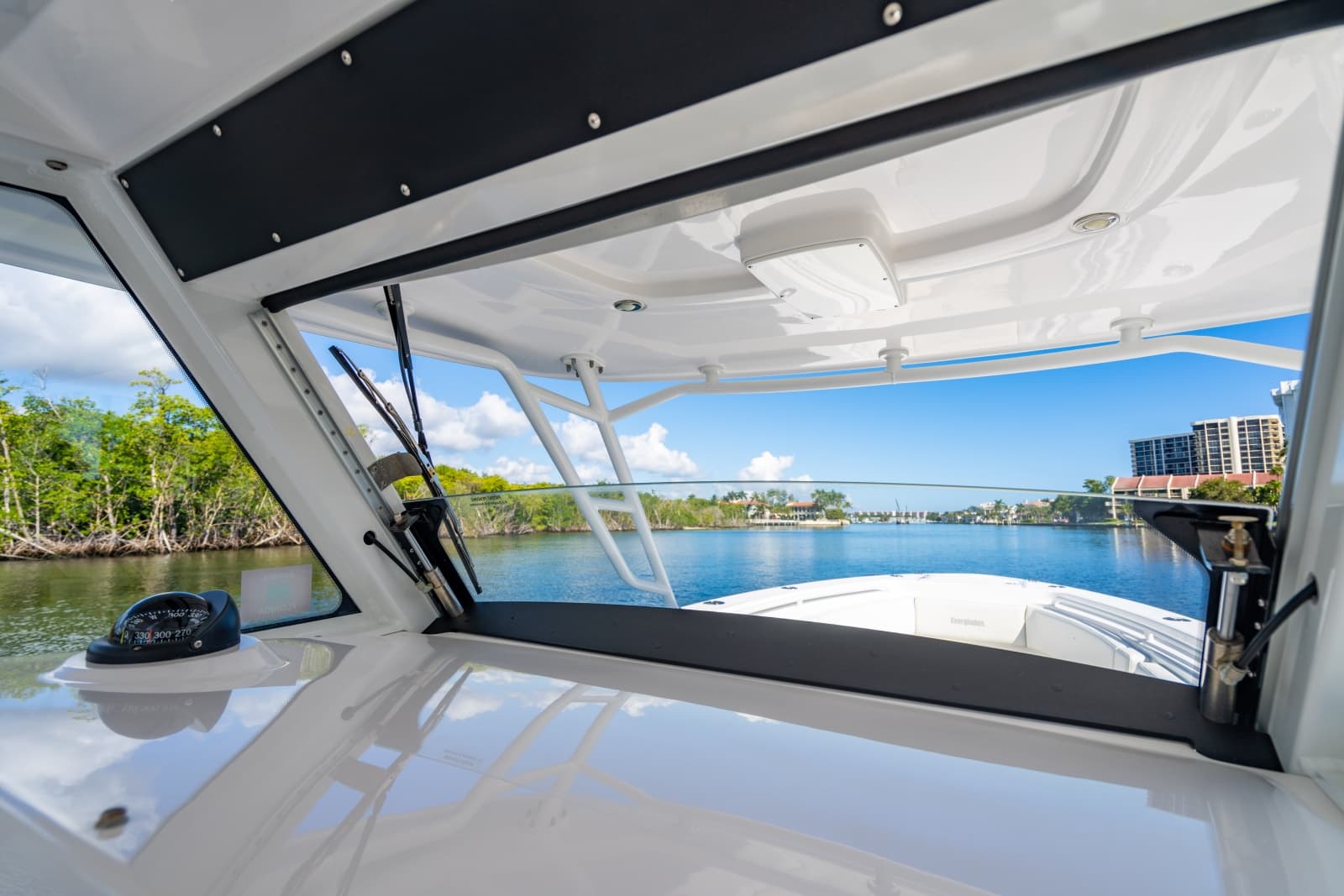 2019 Everglades 355 Center Console - Photo 61