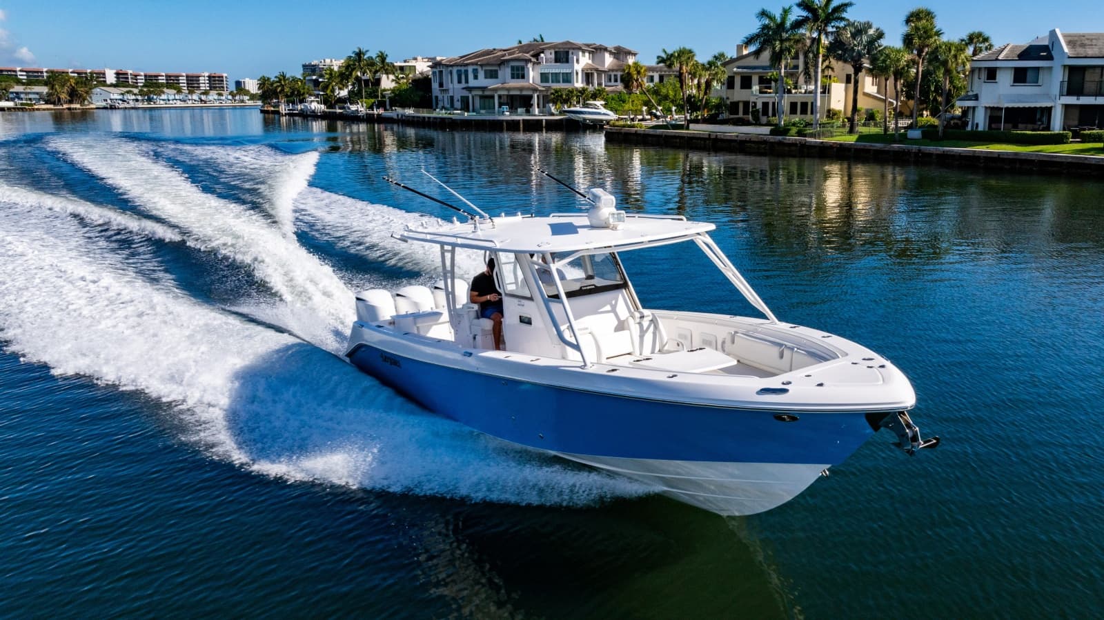 2019 Everglades 355 Center Console - Photo 4