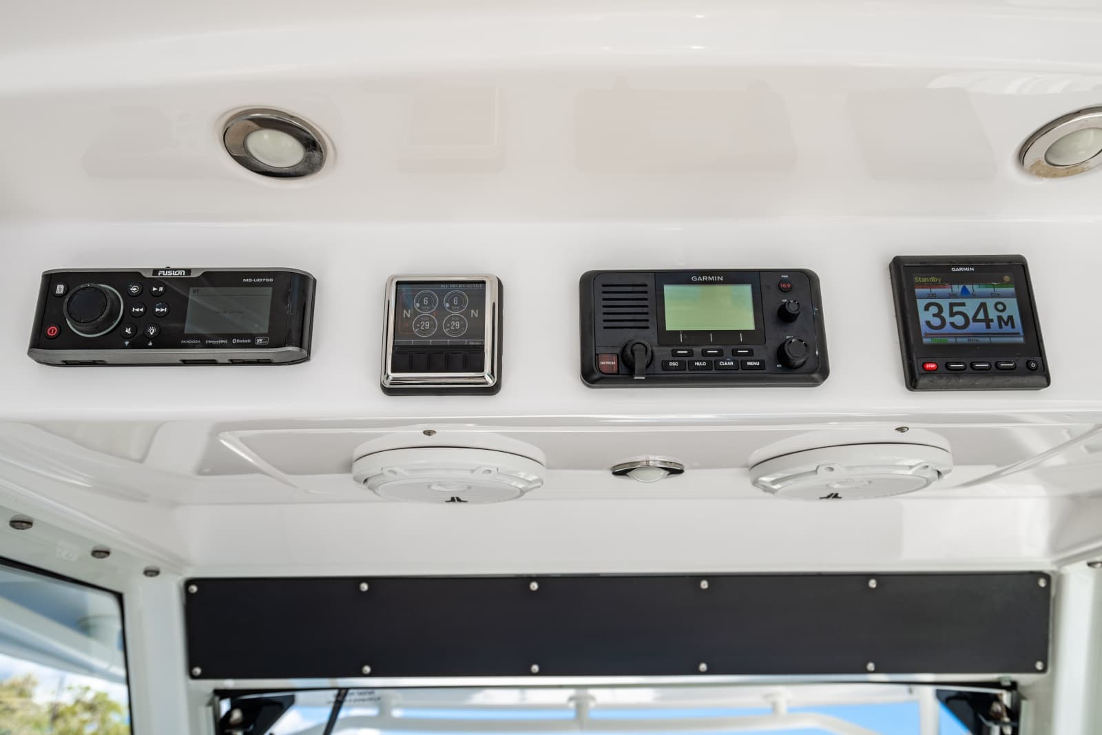 2019 Everglades 355 Center Console - Photo 54