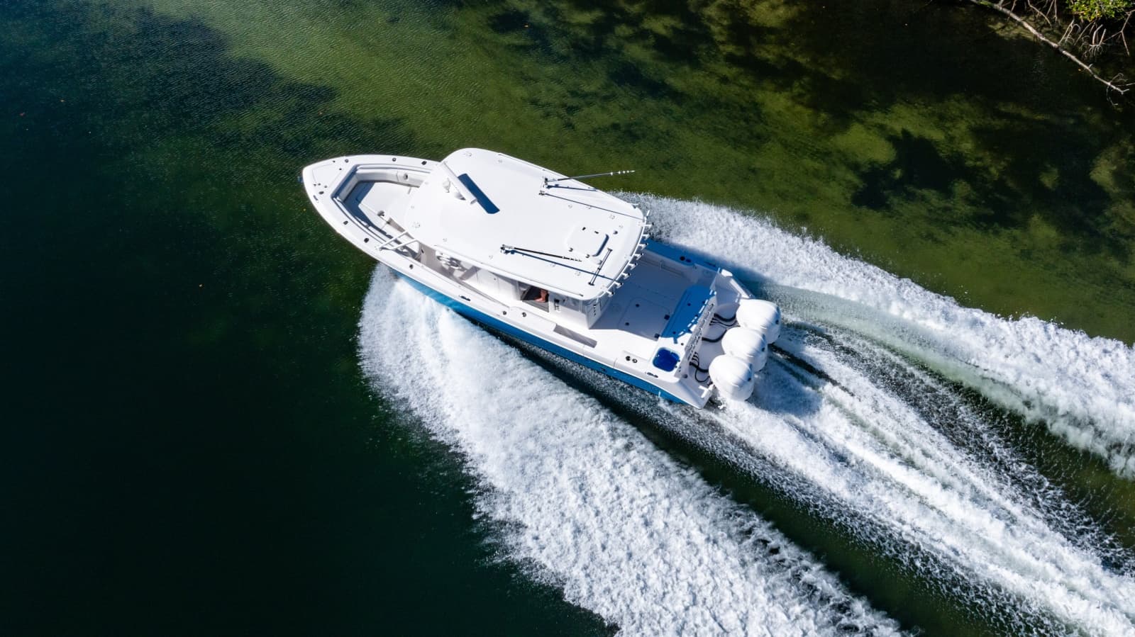 2019 Everglades 355 Center Console - Photo 14