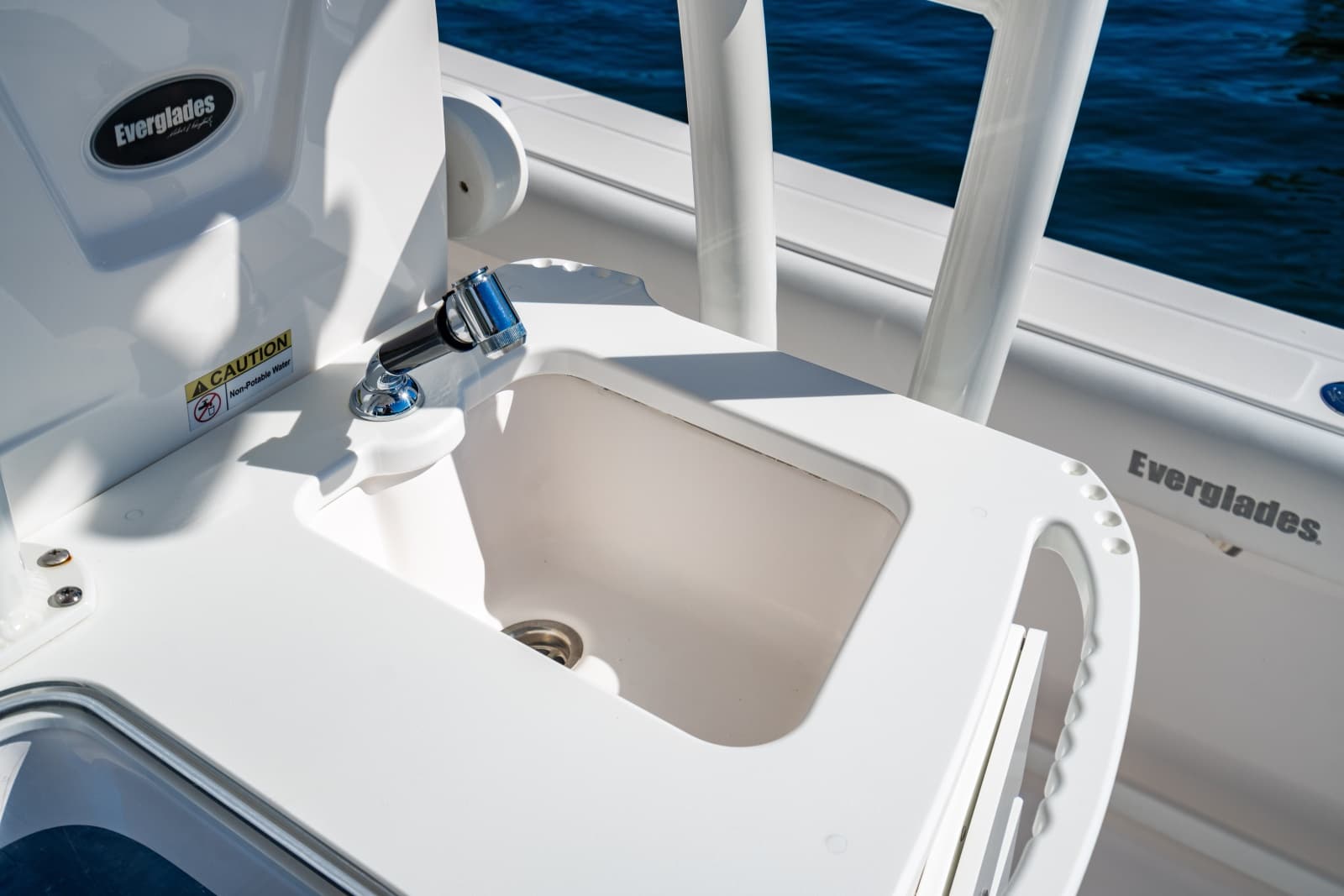 2019 Everglades 355 Center Console - Photo 44