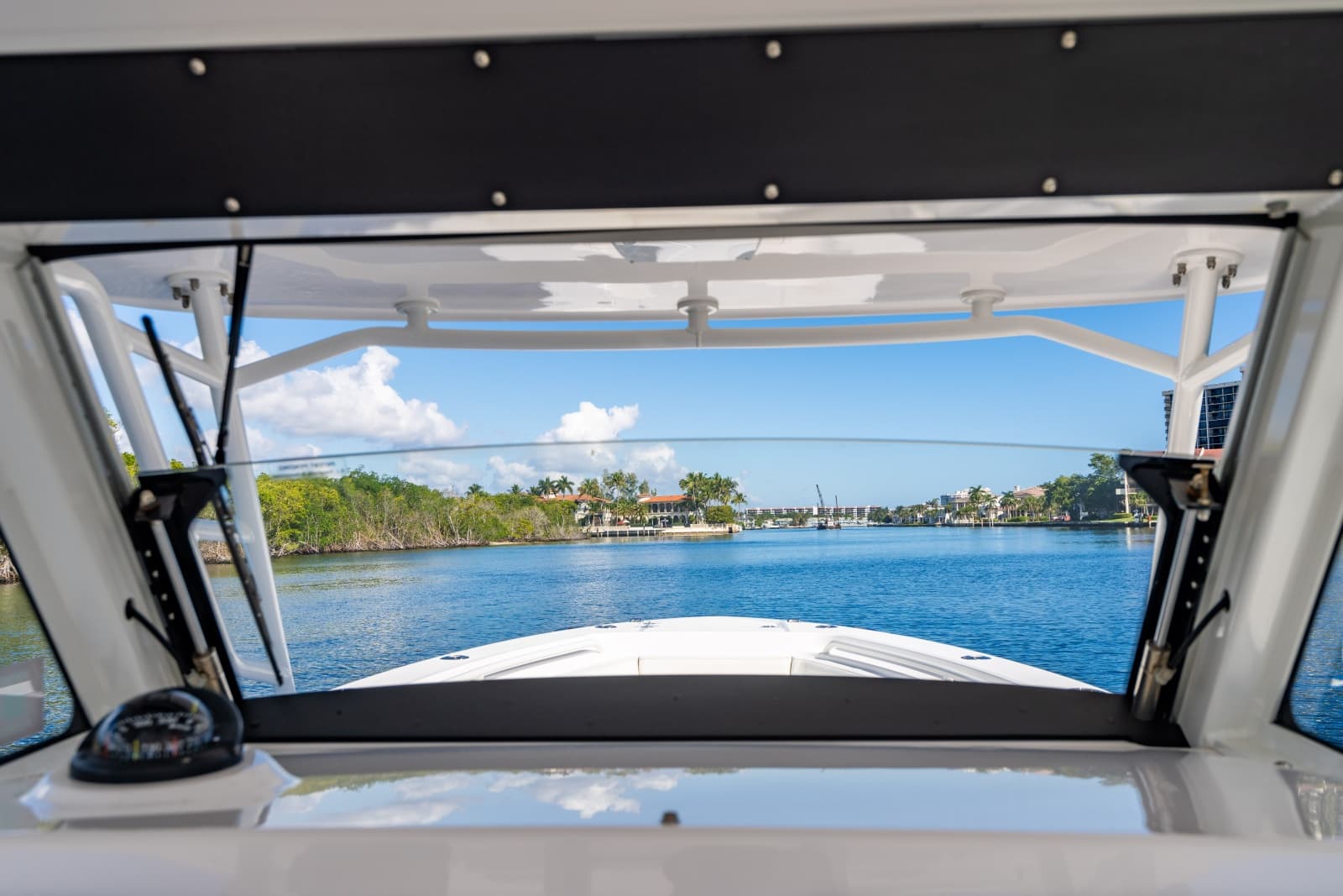 2019 Everglades 355 Center Console - Photo 60