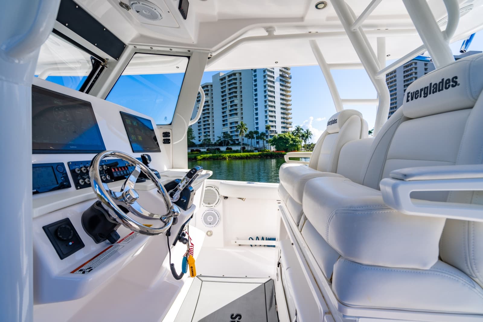 2019 Everglades 355 Center Console - Photo 53