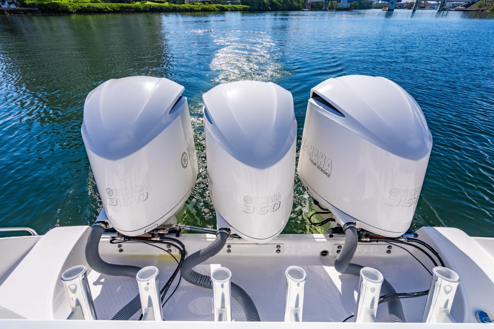 2019 Everglades 355 Center Console - Photo 22