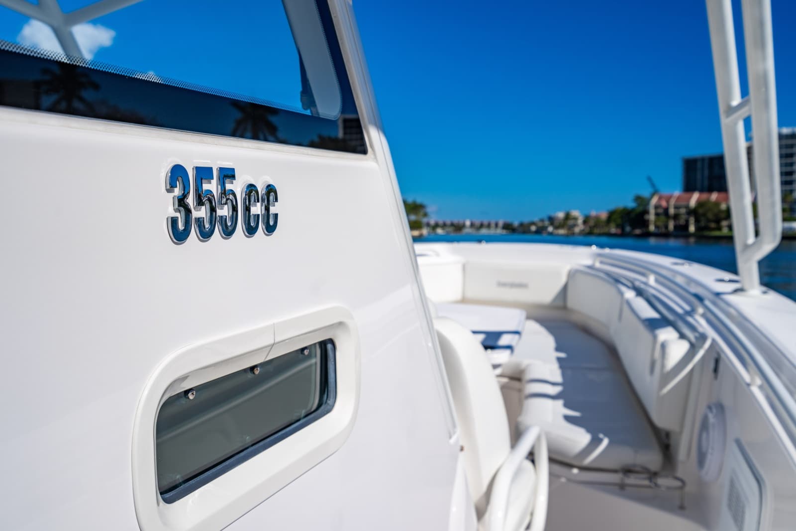 2019 Everglades 355 Center Console - Photo 28