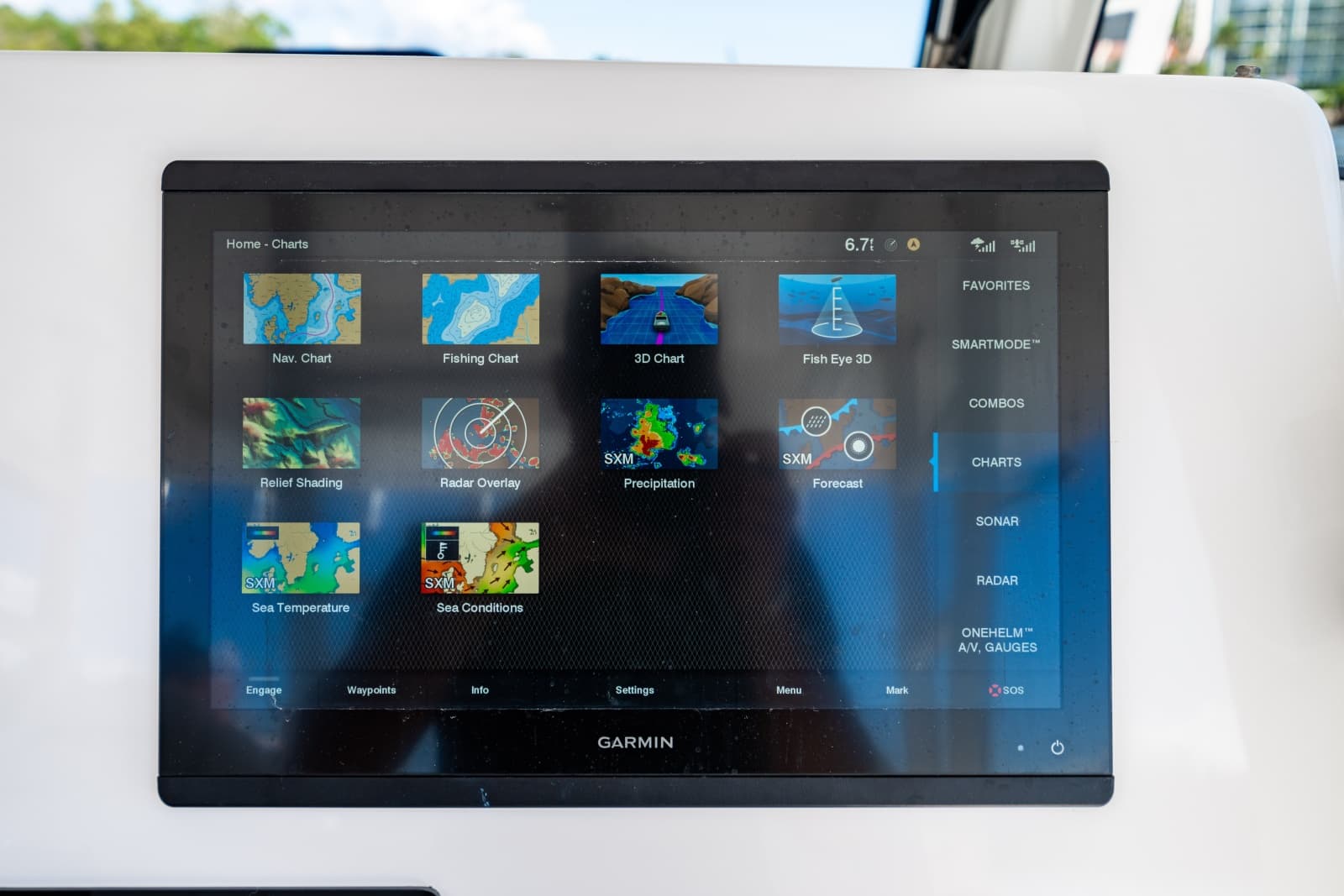 2019 Everglades 355 Center Console - Photo 49