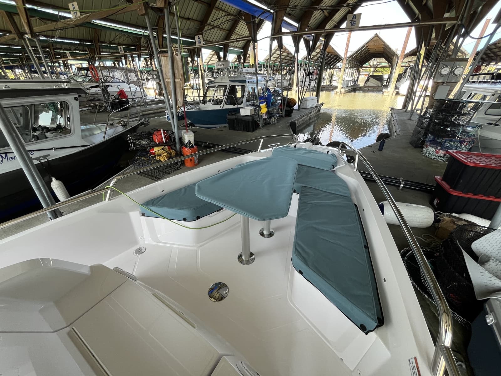 2025 Axopar 29 Cross Cabin XC - Photo 20