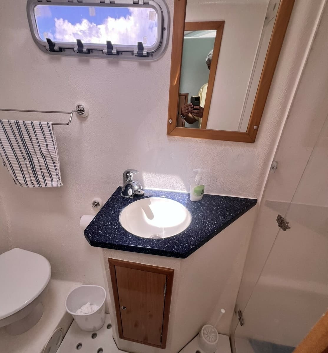 2008 Admiral 40 Cruiser - Photo 46