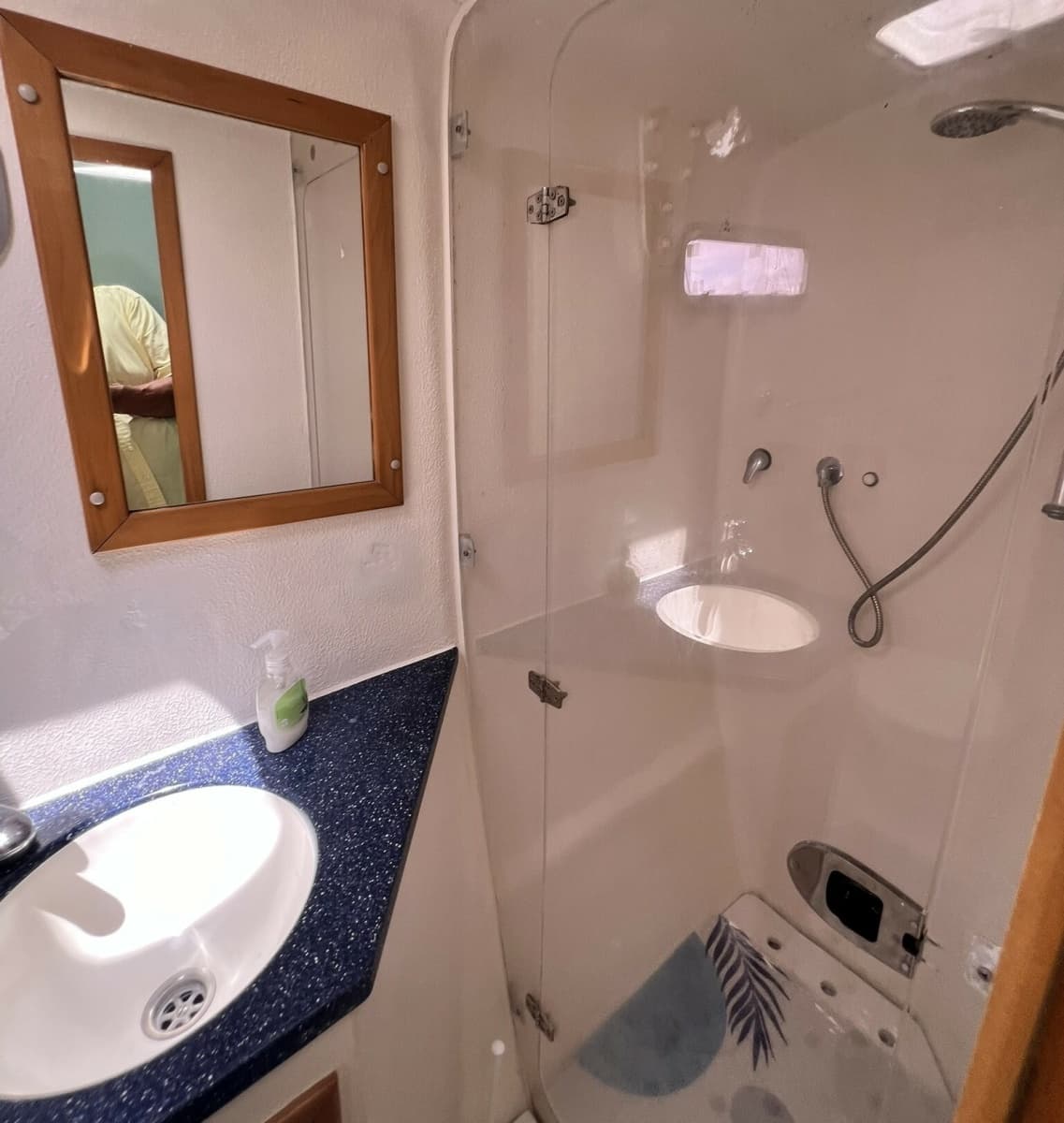 2008 Admiral 40 Cruiser - Photo 45