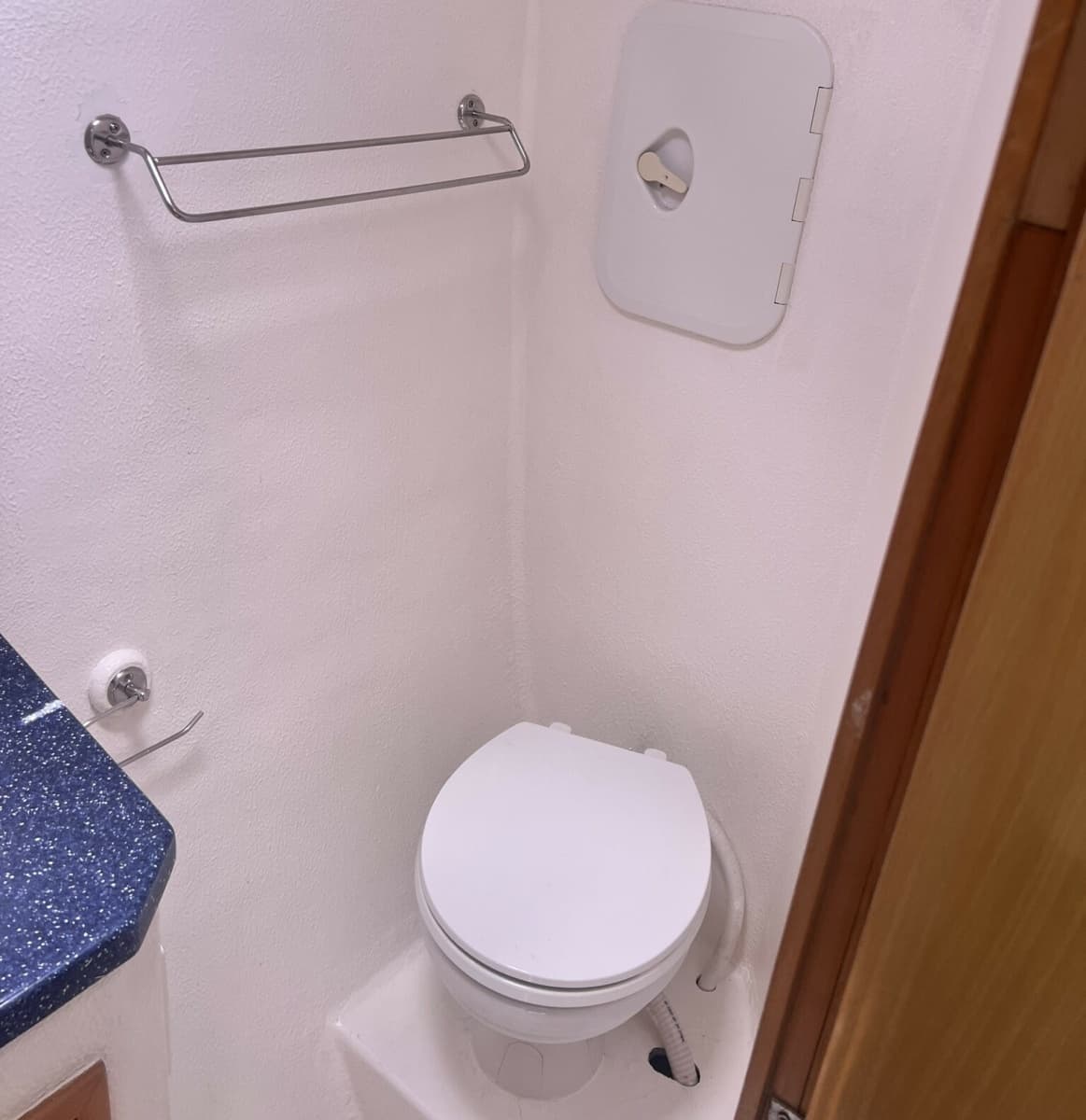 2008 Admiral 40 Cruiser - Photo 54