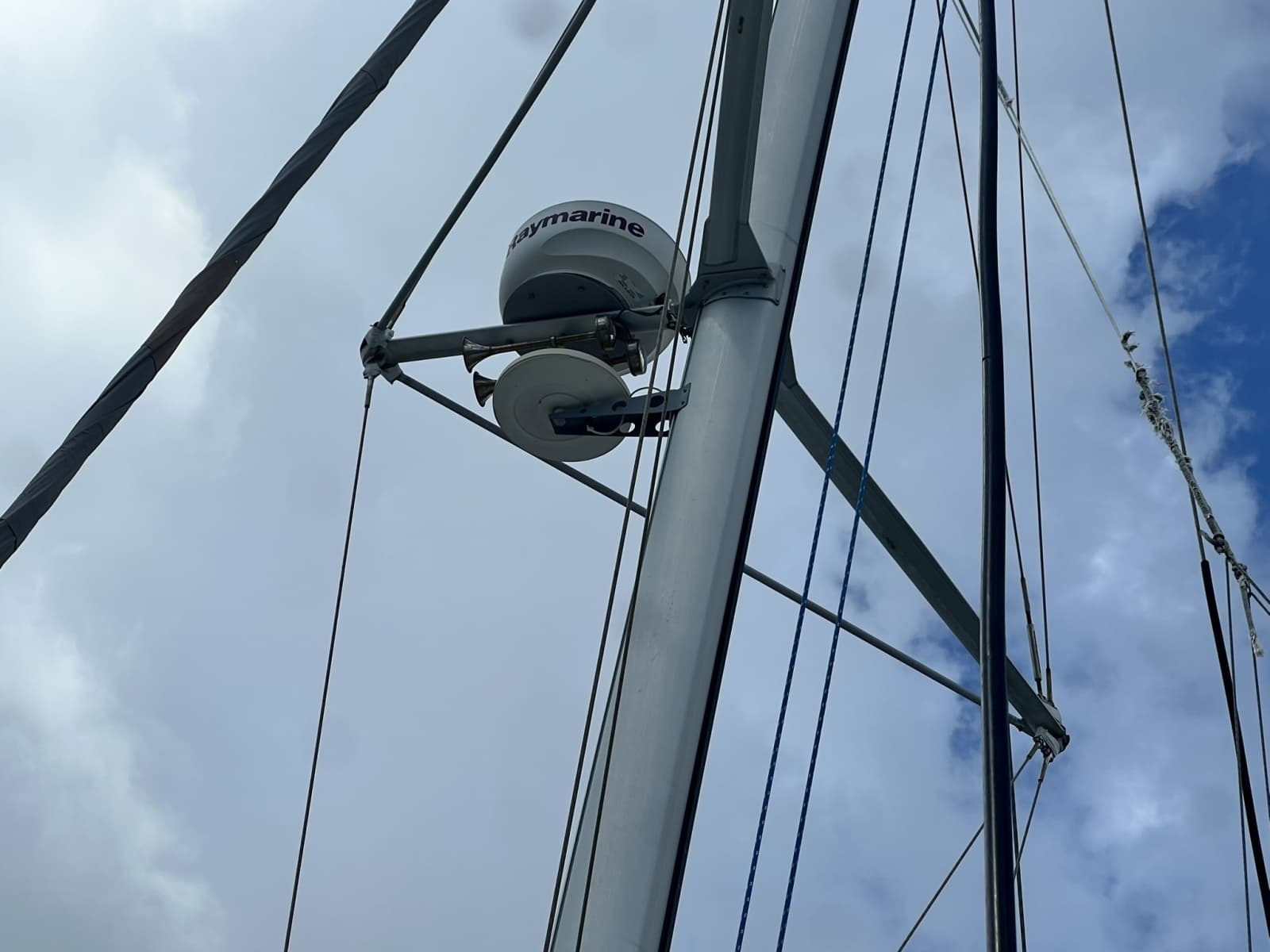 2008 Admiral 40 Cruiser - Photo 11