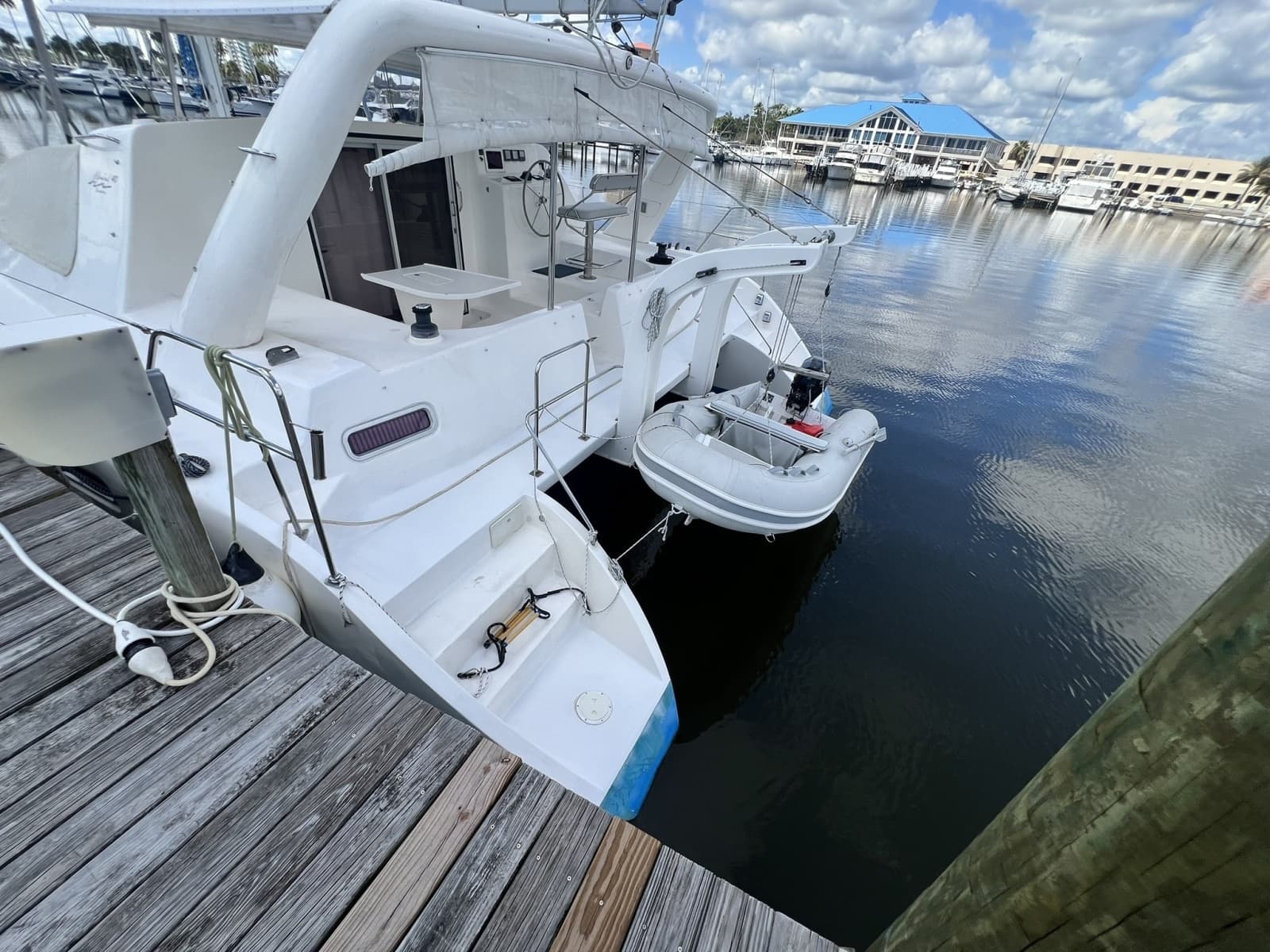 2008 Admiral 40 Cruiser - Photo 9