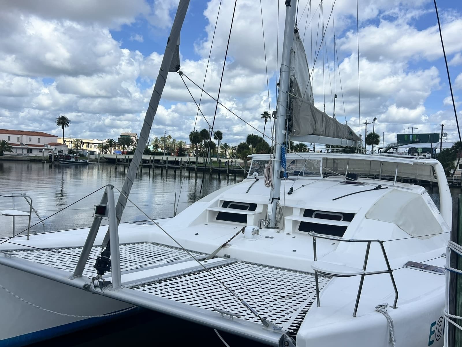2008 Admiral 40 Cruiser - Photo 4