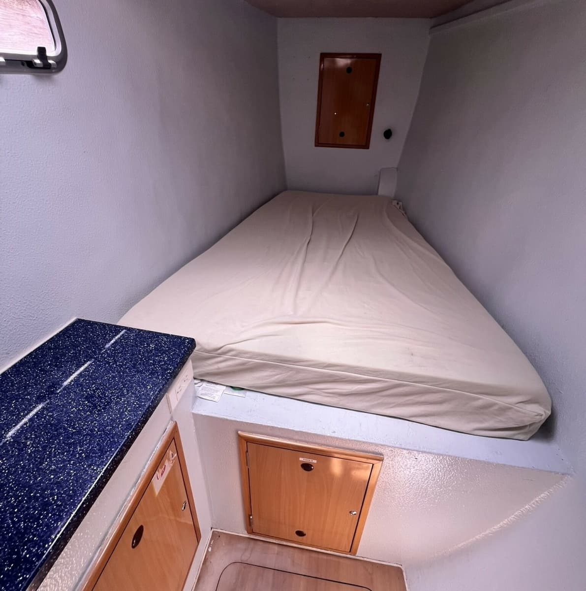 2008 Admiral 40 Cruiser - Photo 56