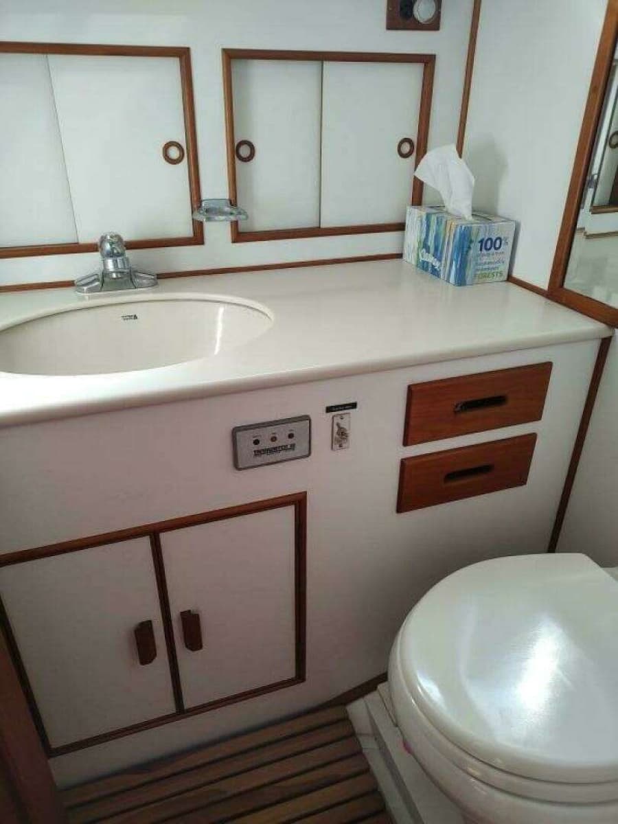 1996 Grand Banks Eastbay 40 Flybridge - Photo 89