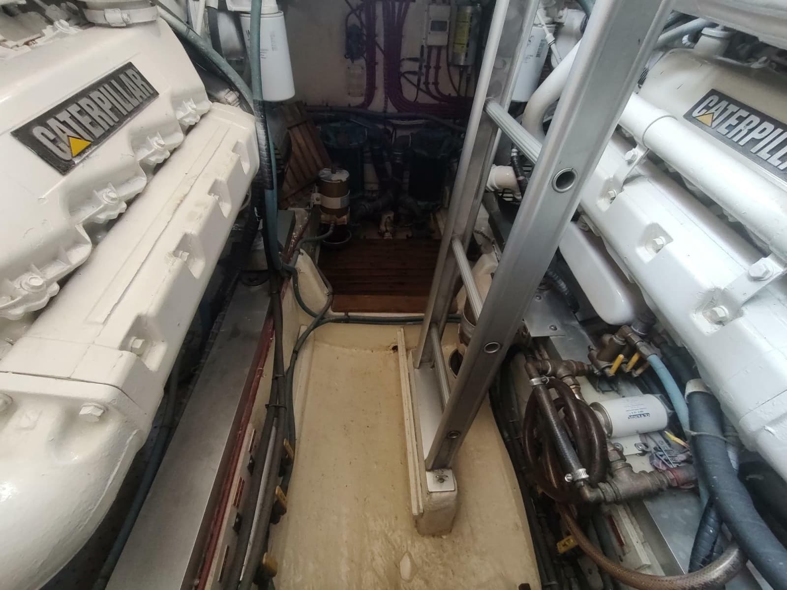 1996 Grand Banks Eastbay 40 Flybridge - Photo 81