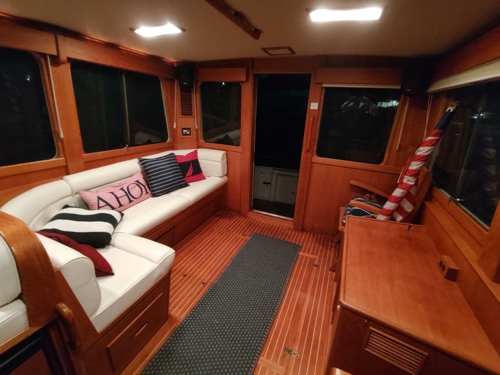 1996 Grand Banks Eastbay 40 Flybridge - Photo 68