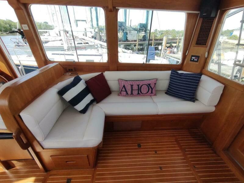 1996 Grand Banks Eastbay 40 Flybridge - Photo 40