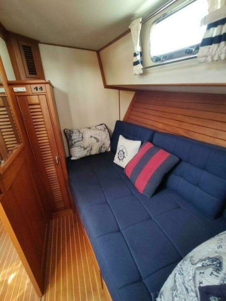 1996 Grand Banks Eastbay 40 Flybridge - Photo 76
