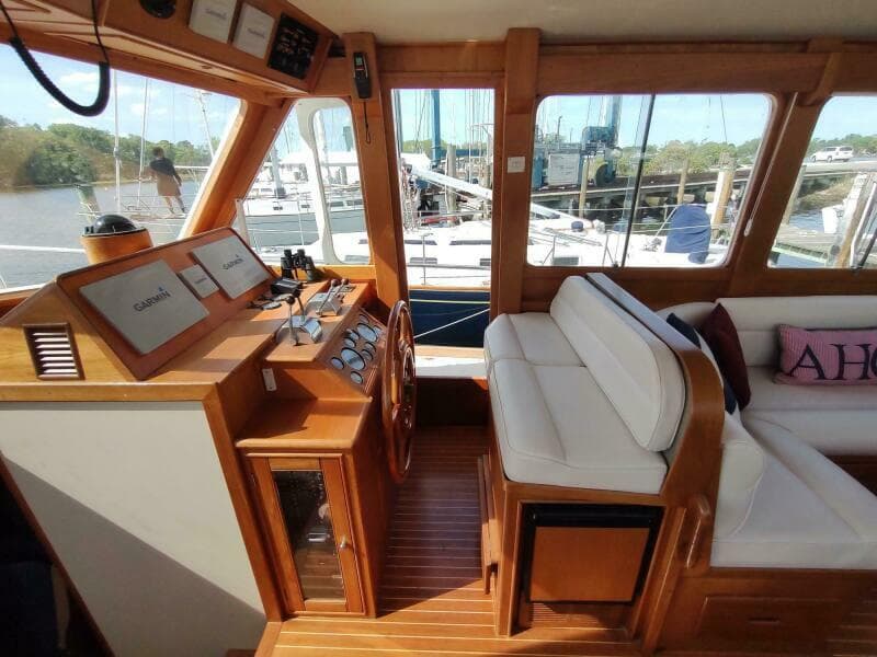 1996 Grand Banks Eastbay 40 Flybridge - Photo 32