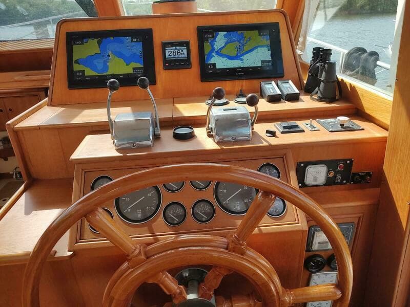1996 Grand Banks Eastbay 40 Flybridge - Photo 34
