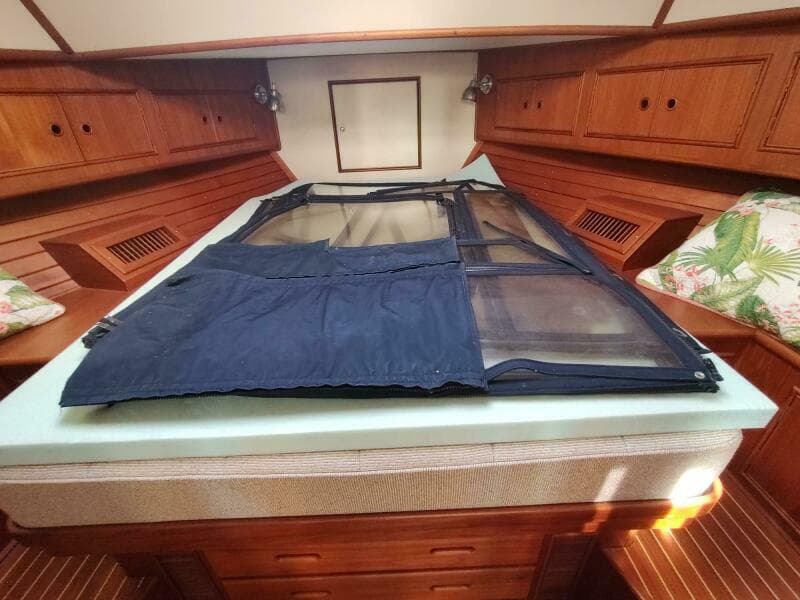 1996 Grand Banks Eastbay 40 Flybridge - Photo 72
