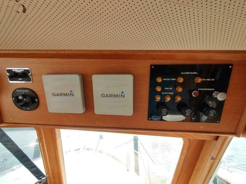 1996 Grand Banks Eastbay 40 Flybridge - Photo 31