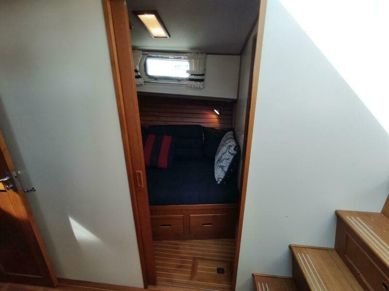 1996 Grand Banks Eastbay 40 Flybridge - Photo 60