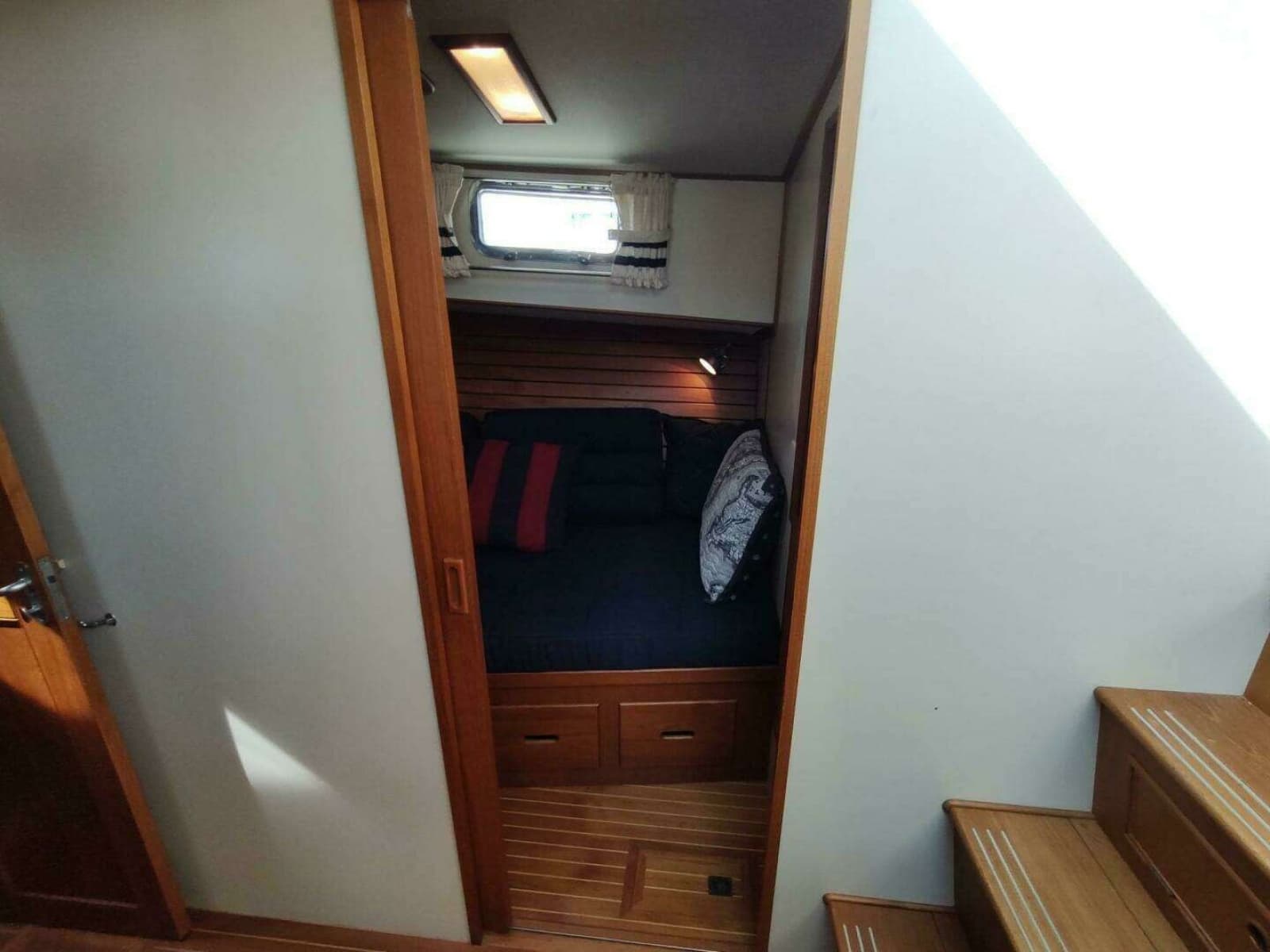 1996 Grand Banks Eastbay 40 Flybridge - Photo 71
