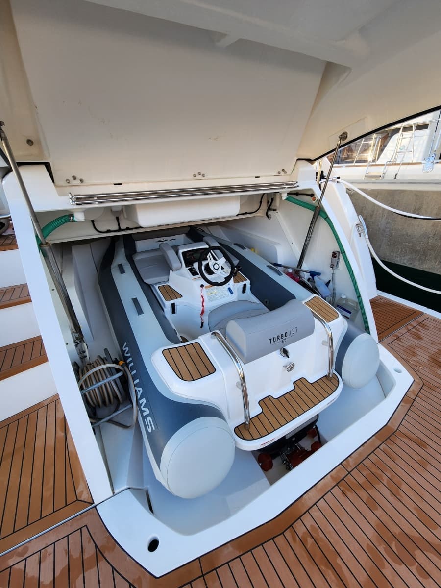 2023 Sunseeker 55 Predator EVO - Photo 4