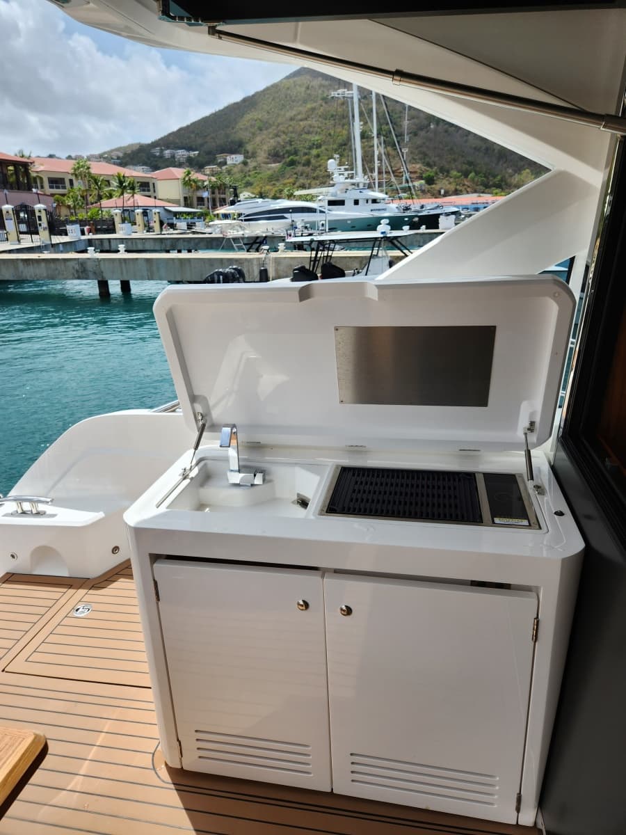 2023 Sunseeker 55 Predator EVO - Photo 8