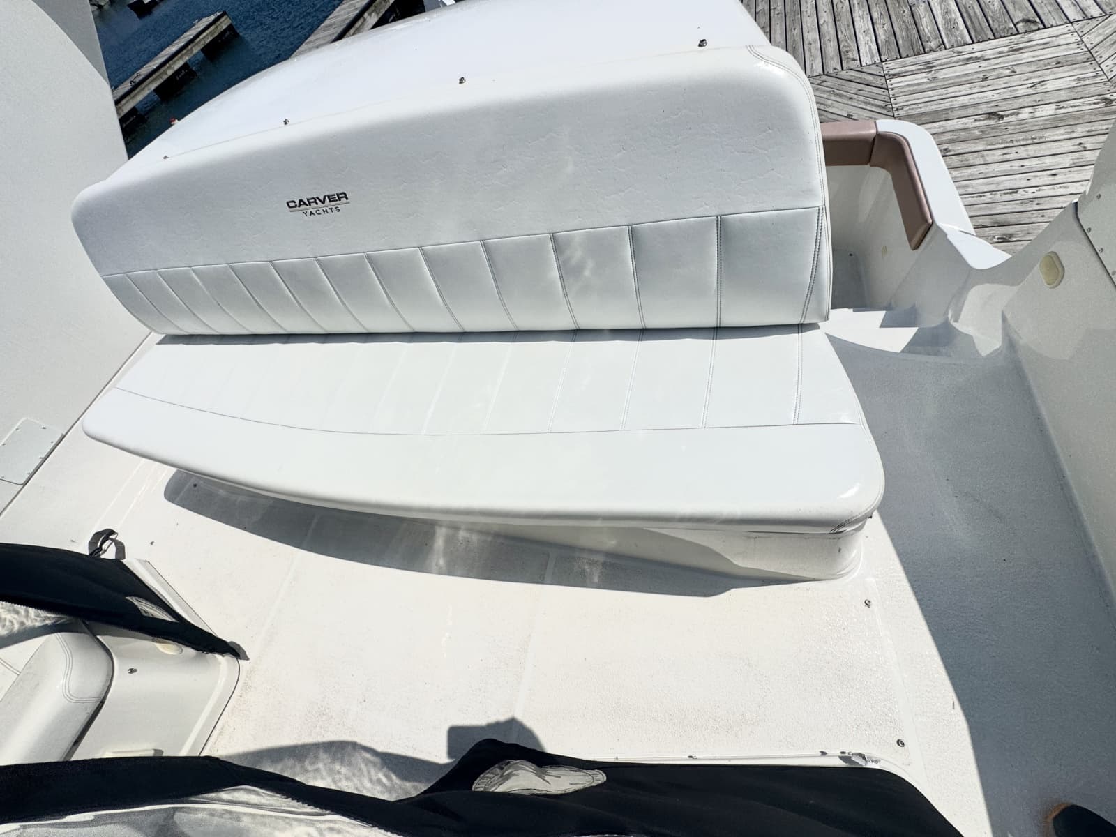 1998 Carver 35 Mariner - Photo 8