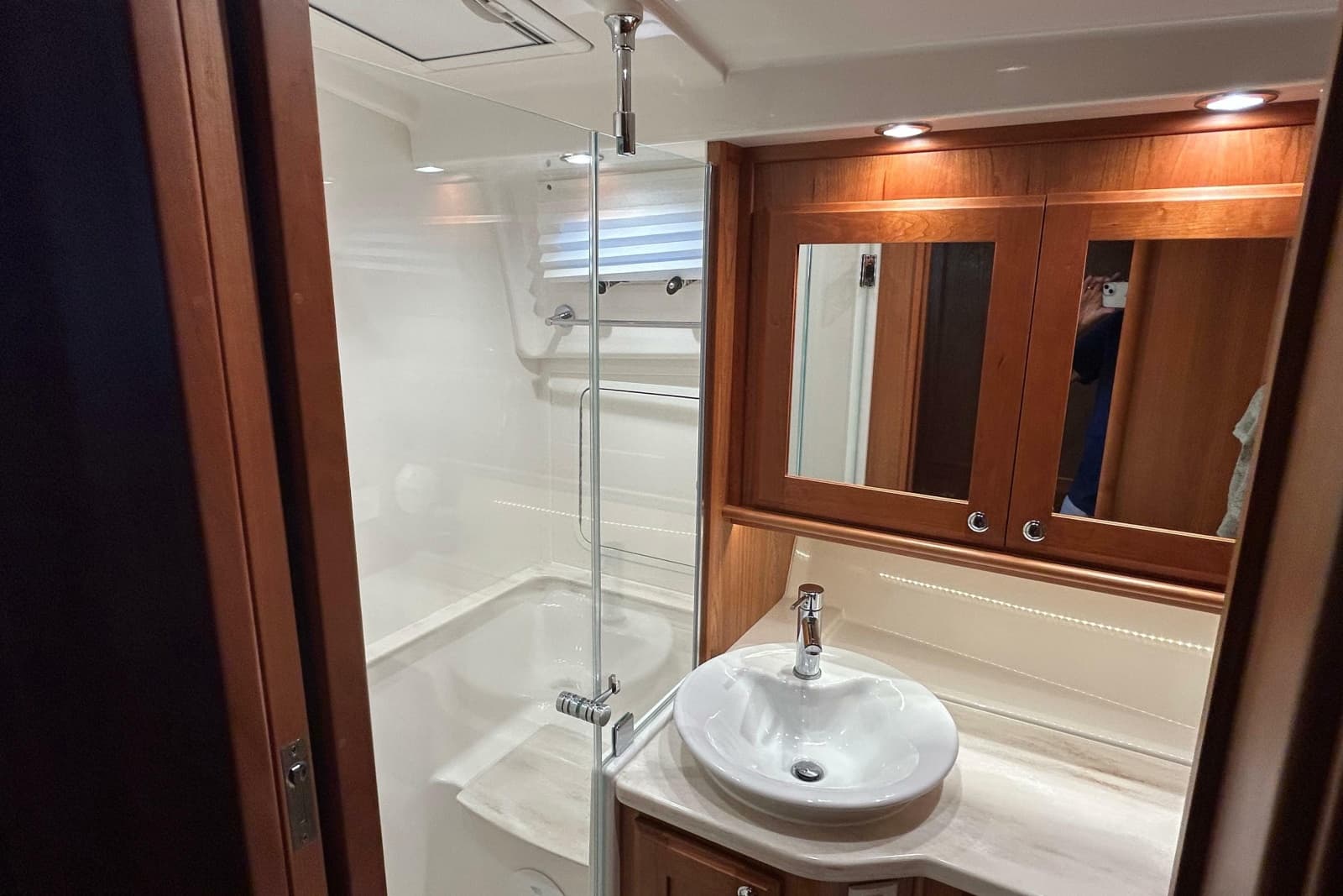 2022 Sabre 45 Salon Express - Photo 22