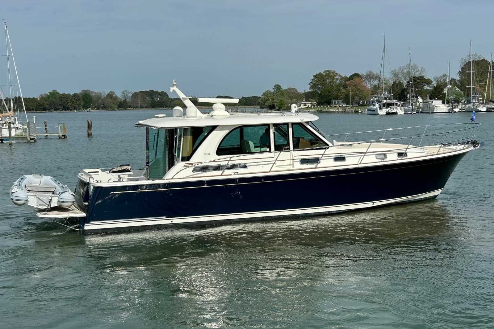 2022 Sabre 45 Salon Express - Photo 1