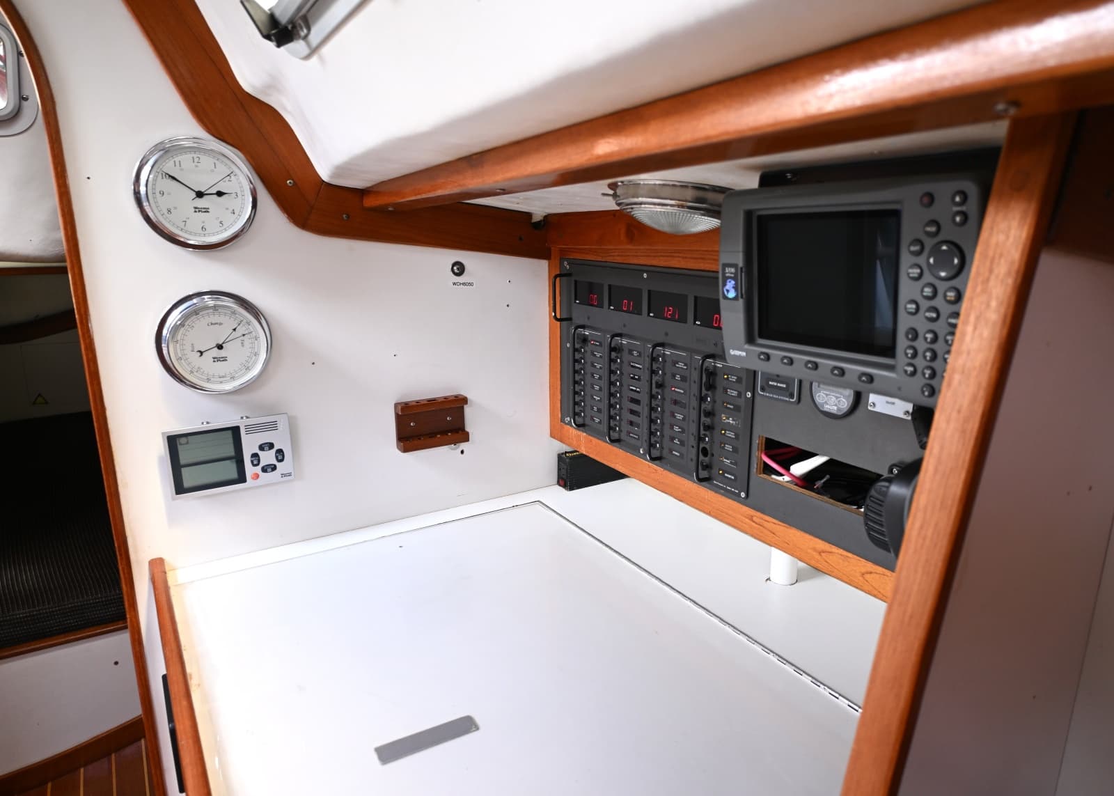 1994 J Boats  - Photo 38