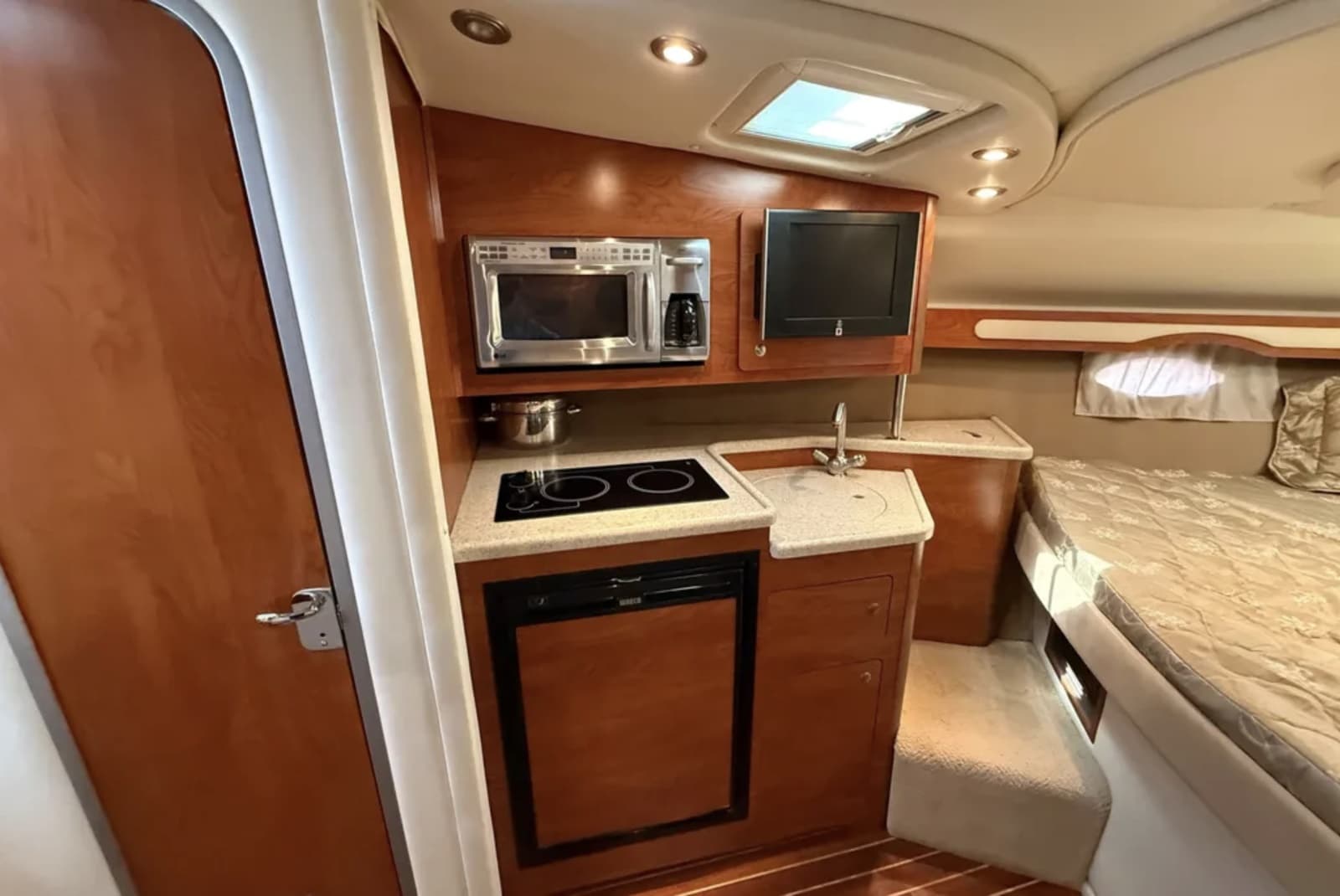 2009 Rinker  - Photo 17