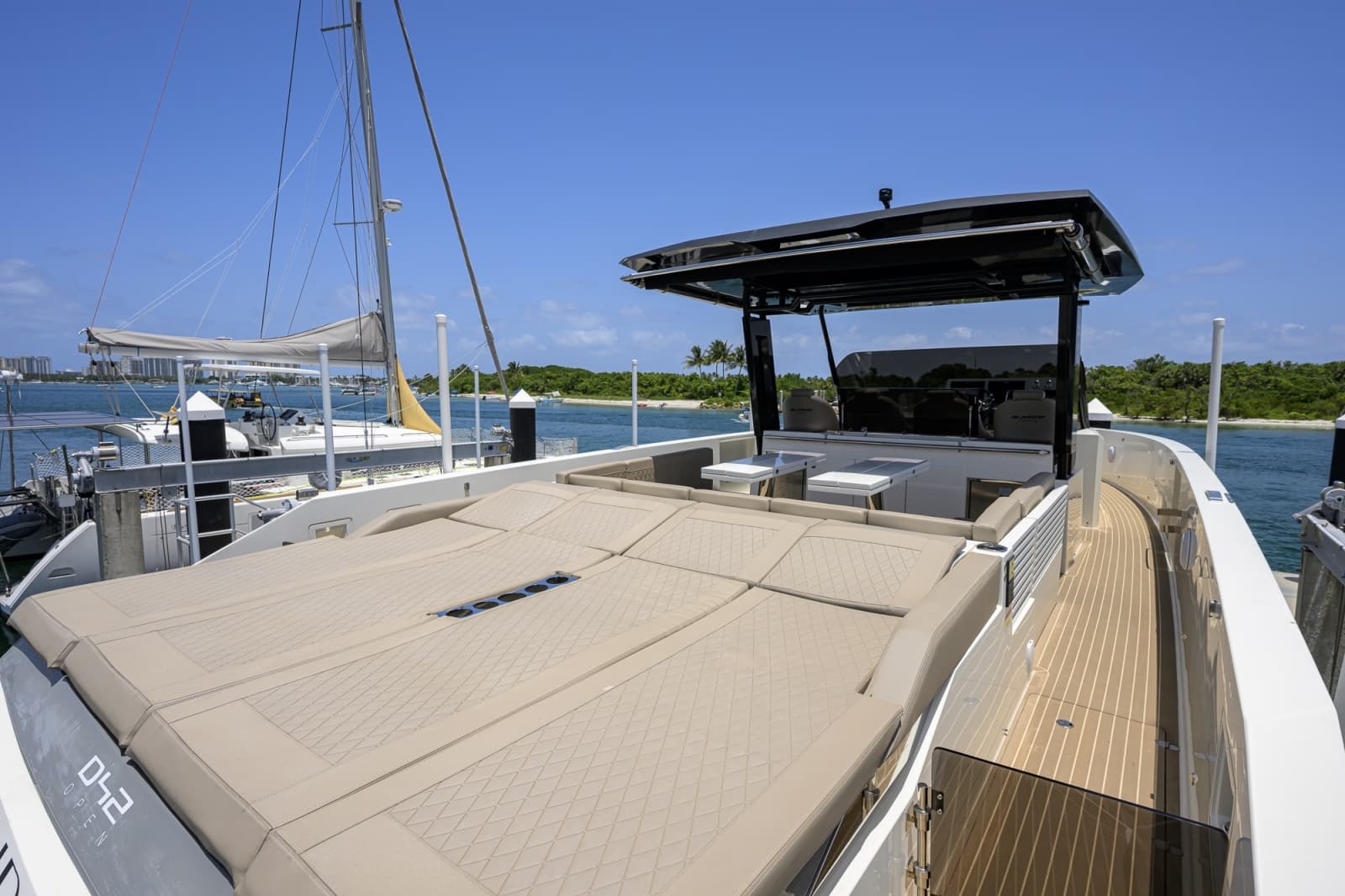 2023 De Antonio D42 Open - Photo 12
