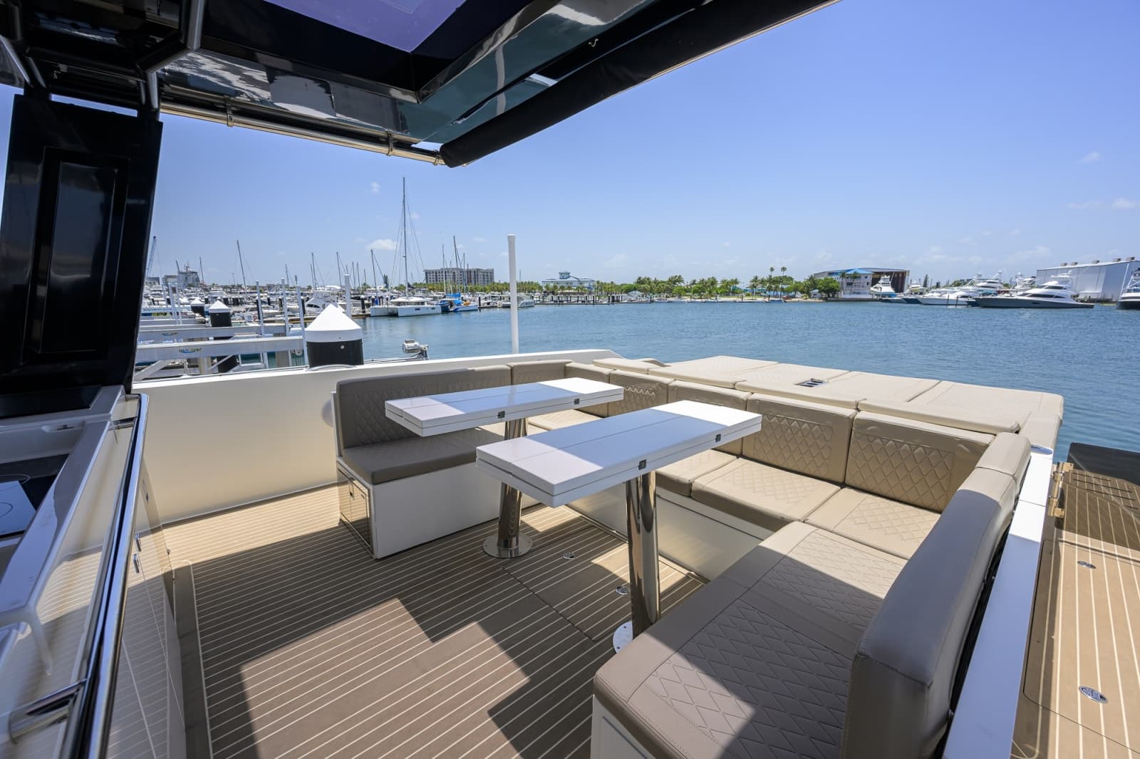 2023 De Antonio D42 Open - Photo 10