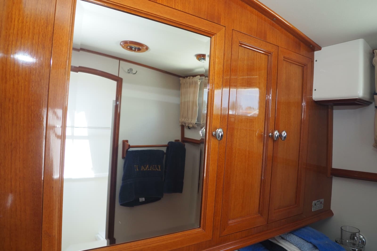 2006 Grand Banks 47 Eastbay Fly Bridge - Photo 39