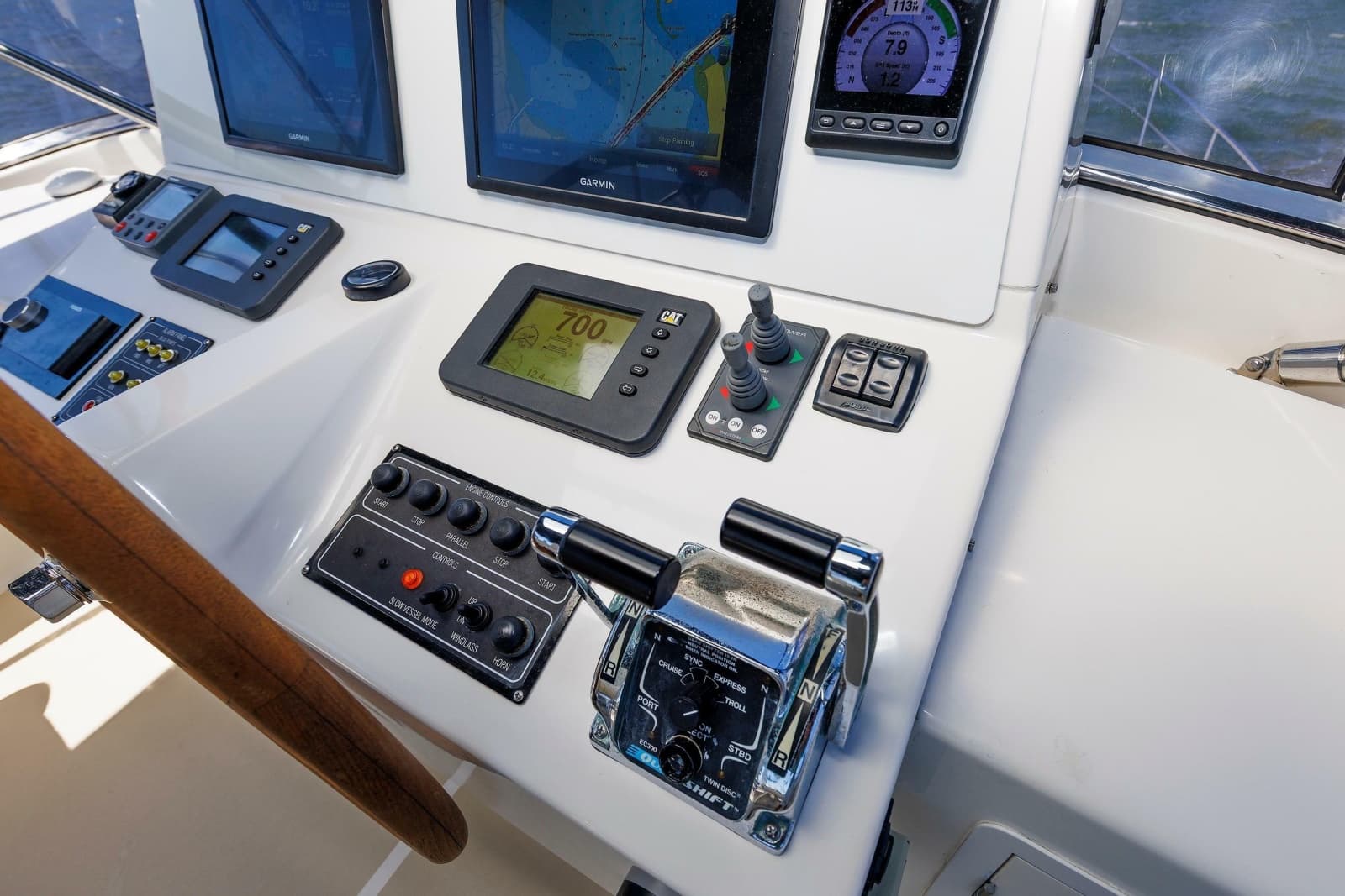 2006 Grand Banks 47 Eastbay Fly Bridge - Photo 21