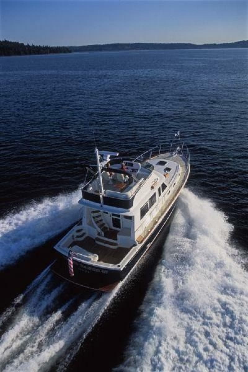 2006 Grand Banks 47 Eastbay Fly Bridge - Photo 7