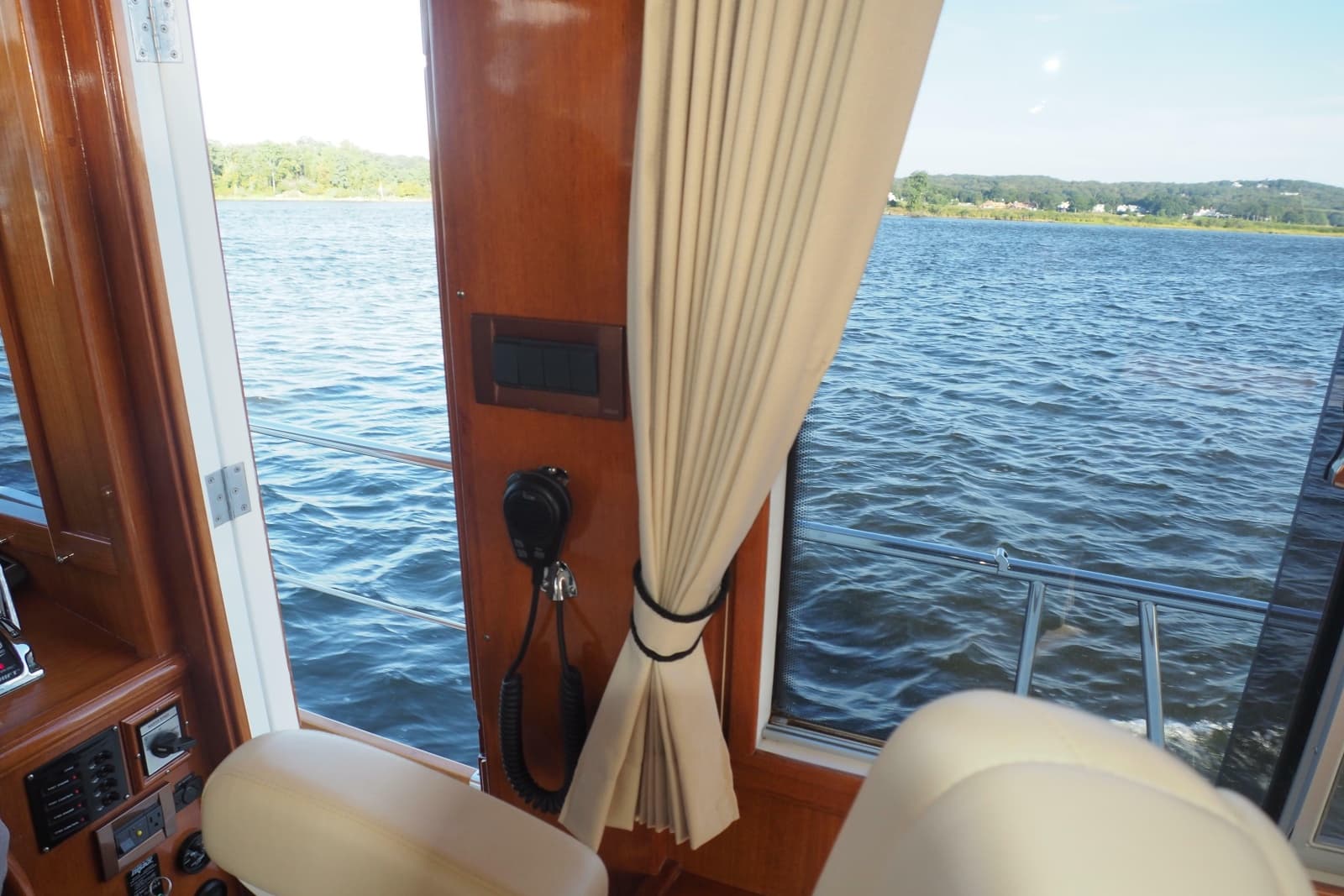 2006 Grand Banks 47 Eastbay Fly Bridge - Photo 62