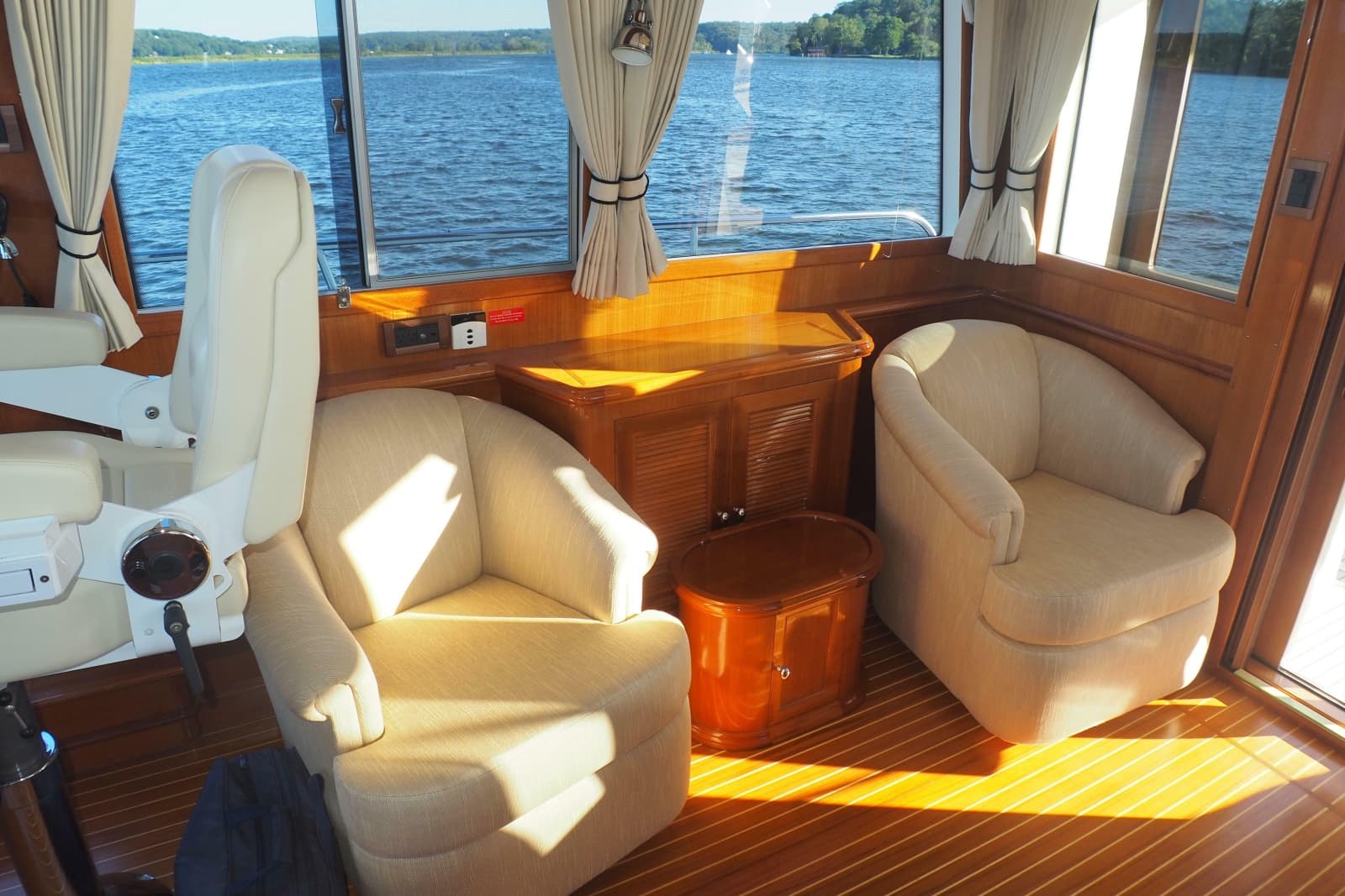 2006 Grand Banks 47 Eastbay Fly Bridge - Photo 61